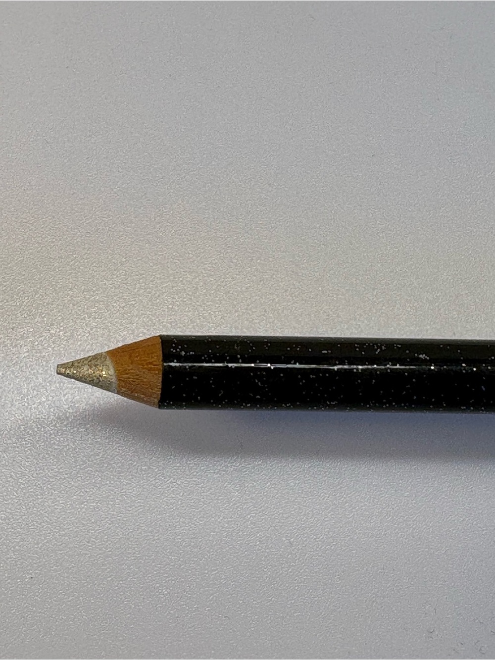 VINTAGE DISCONTINUED LIMITED MAC Cosmetics SOFTSPARKLE Eye Pencil in GOLDENAIR